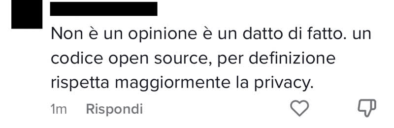 Che vuol dire open source? Commento in cui si dice che i programmi open source rispettano meglio la privacy