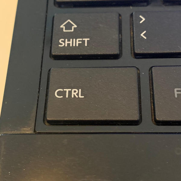 Informatica di base - Tasto CTRL di un computer portatile