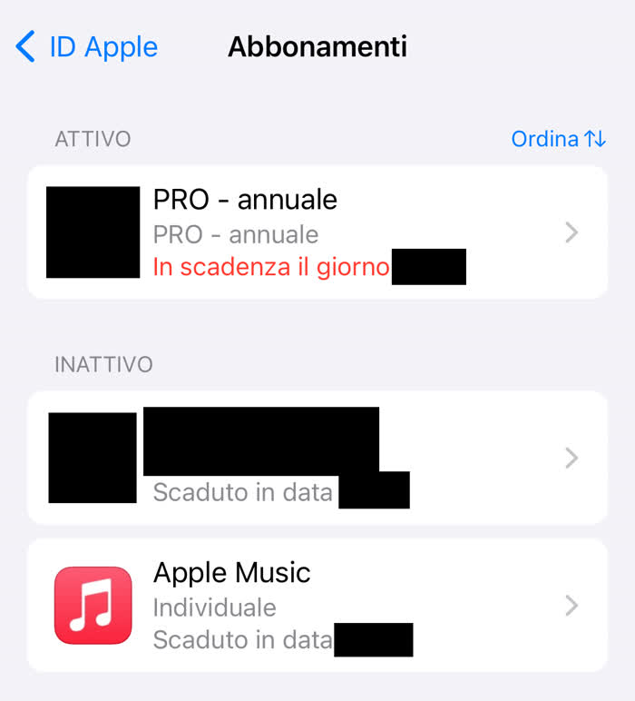 Disattivare gli abbonamenti Apple - Schermata dell'app Impostazioni che elenca tutti gli abbonamenti