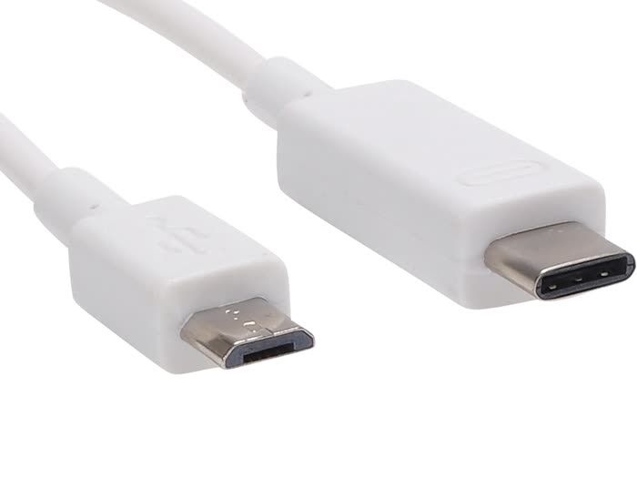 Leggere una chiavetta USB con lo smartphone - Un connettore Micro-USB a confronto con un connettore USB-C